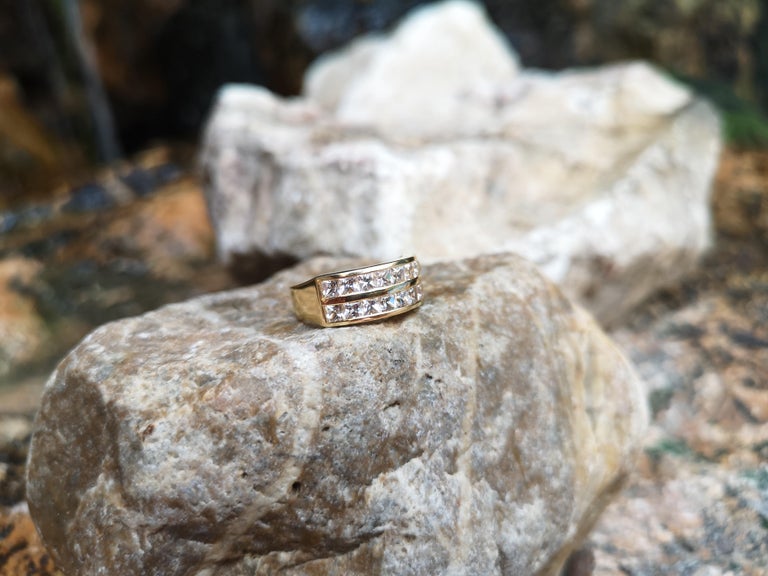 SJ2266 - White Sapphire Ring Set in 18 Karat Gold Settings