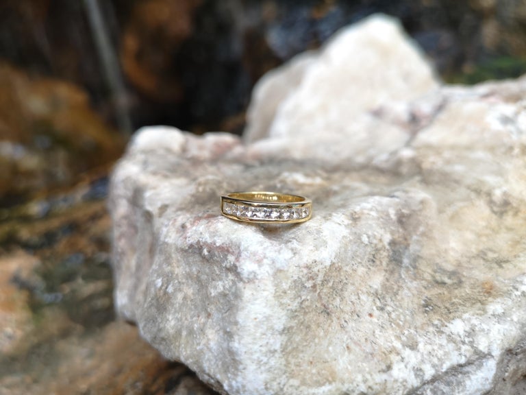 SJ2565 - White Sapphire 0.79 Carat Ring Set in 18 Karat Gold Settings