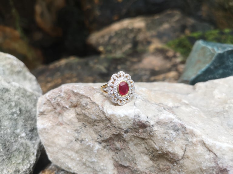 SJ6202 - Ruby with Diamond Ring Set in 18 Karat Gold Settings
