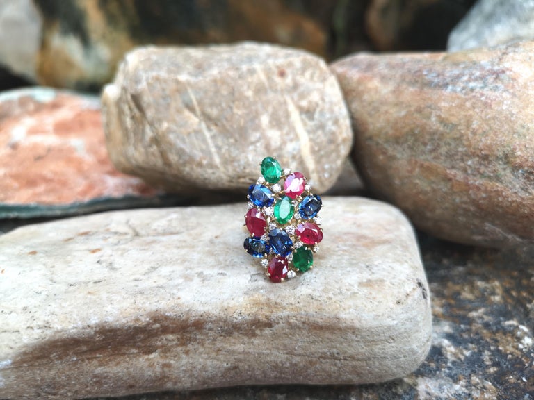 SJ1768 - Blue Sapphire, Emerald, Ruby and Diamond Ring Set in 18 Karat White Gold Setting