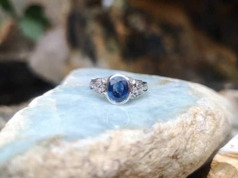 SJ6085 - Blue Sapphire with Diamond Ring Set in 18 Karat White Gold Settings