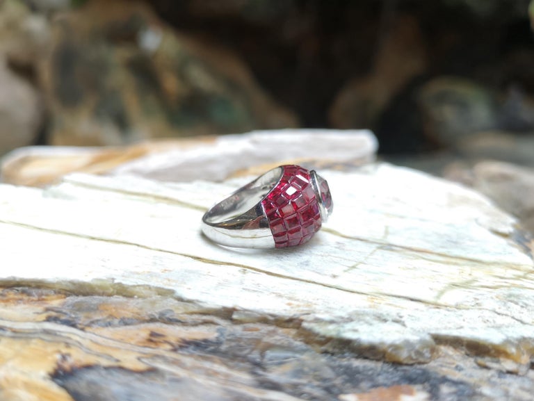 SJ6162 - White Sapphire with Ruby Ring Set in 18 Karat White Gold Settings