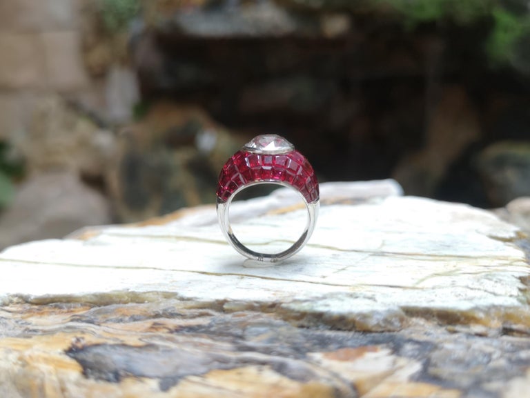 SJ6162 - White Sapphire with Ruby Ring Set in 18 Karat White Gold Settings