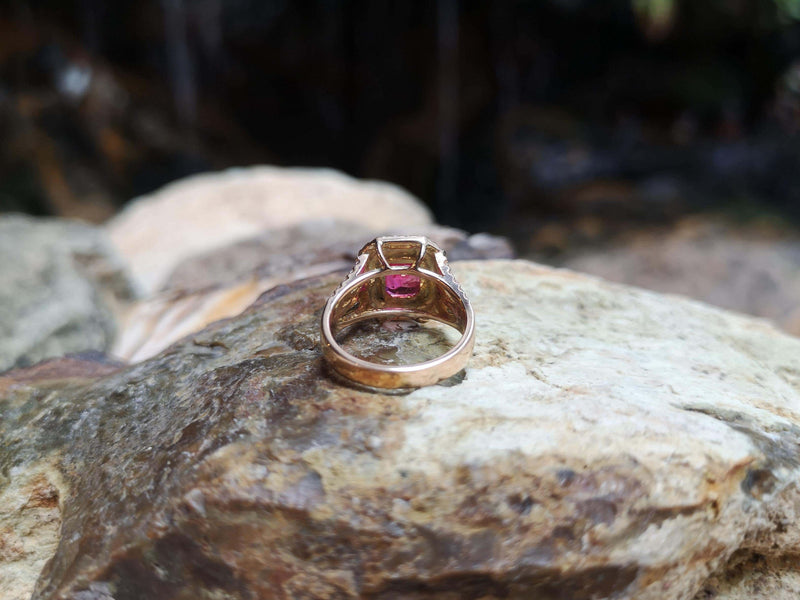 SJ6288 - Pink Sapphire with Diamond Ring Set in 18 Karat Rose Gold Settings