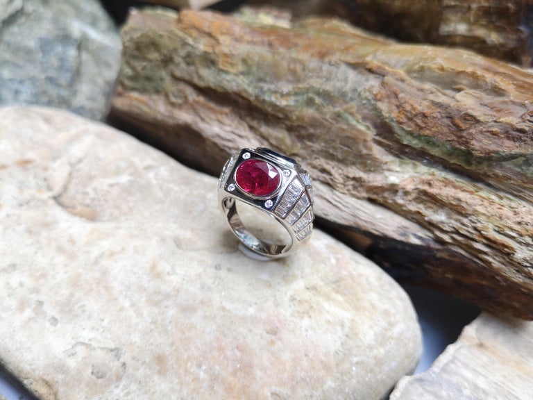 SJ1769 - Ruby, Blue Sapphire with Diamond Ring Set in 18 Karat White Gold Settings
