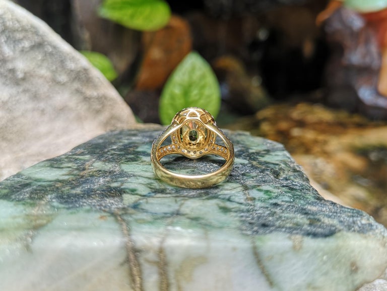 SJ6131 - Green Sapphire with Diamond Ring Set in 18 Karat Gold Settings