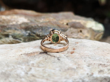 SJ2099 - Green Sapphire with Diamond Ring Set in 18 Karat Rose Gold Settings