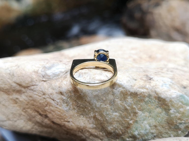 SJ2445 - Blue Sapphire Ring Set in 18 Karat Gold Settings