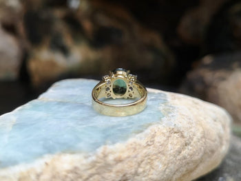 SJ6239 - Green Sapphire with Diamond Ring Set in 18 Karat Gold Settings