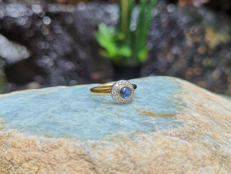 SJ6175 - Cabochon Blue Sapphire with Diamond Ring Set in 18 Karat Gold Settings