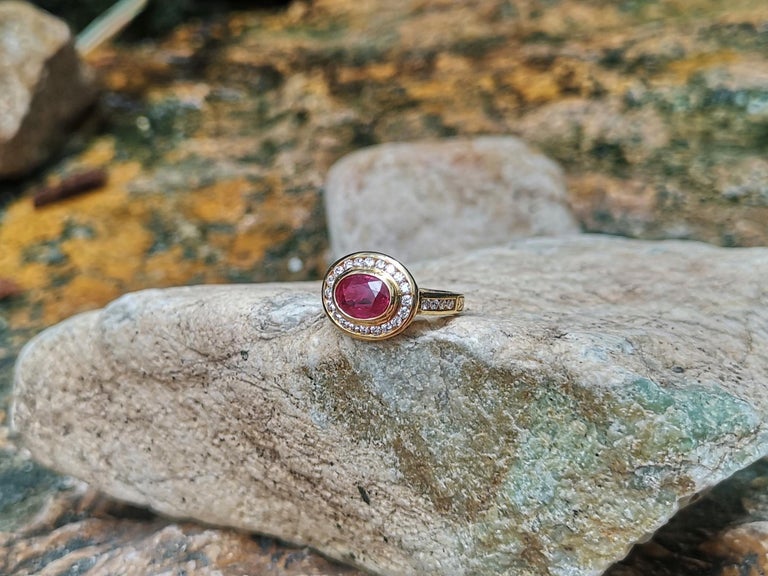 SJ1419 - Ruby with Diamond Ring Set in 18 Karat Gold Settings