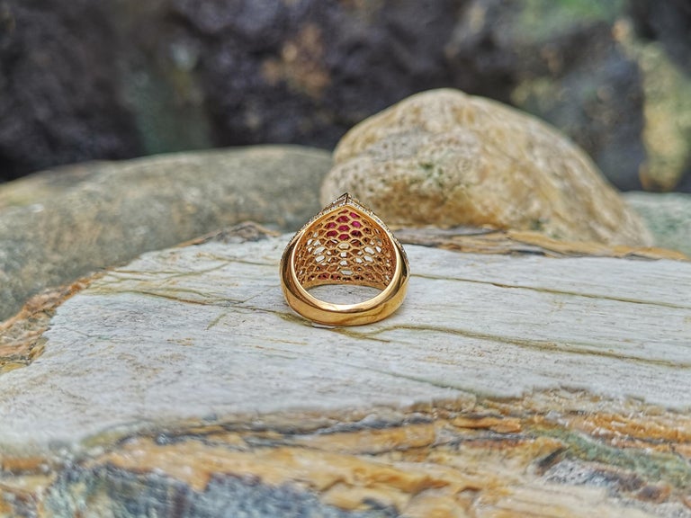 SJ1979 - Pear Shape Ruby with Diamond Ring Set in 18 Karat Rose Gold Settings