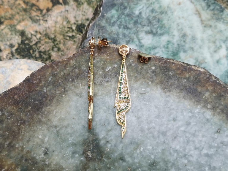 SJ1507 - Emerald with Diamond Earrings Set in 18 Karat Gold Settings