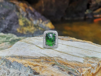 SJ6116 - Cabochon Green Tourmaline with Diamond Ring Set in 18 Karat White Gold Settings