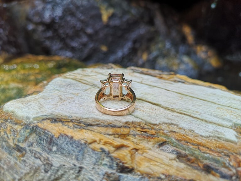 SJ1966 - Morganite with Aquamarine Ring Set in 18 Karat Rose Gold Settings