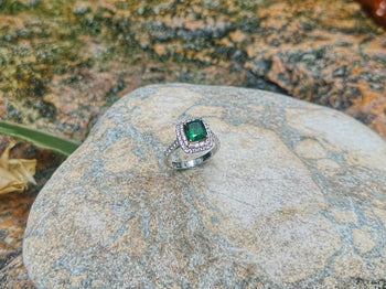 SJ1908 - Tsavorite with Diamond Ring Set in 18 Karat White Gold Settings