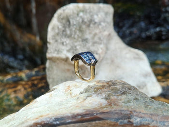 SJ6065 - Blue Sapphire with Diamond Ring Set in 18 Karat Gold Settings