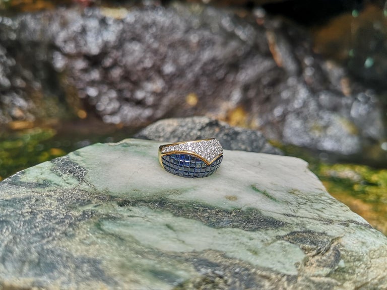 SJ1580 - Blue Sapphire with Diamond Ring Set in 18 Karat Gold Settings