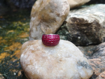 SJ1520 - Ruby Ring Set in 18 Karat White Gold Settings