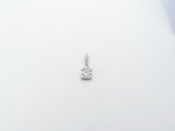 SJ1300 - Diamond Pendant Set in 18 Karat White Gold Settings
