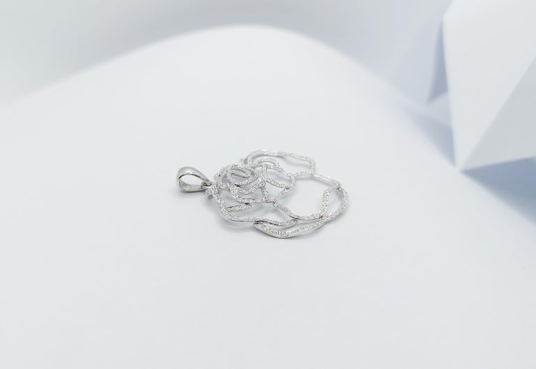 SJ1195 - Diamond Flower Pendant Set in 18 Karat White Gold Settings