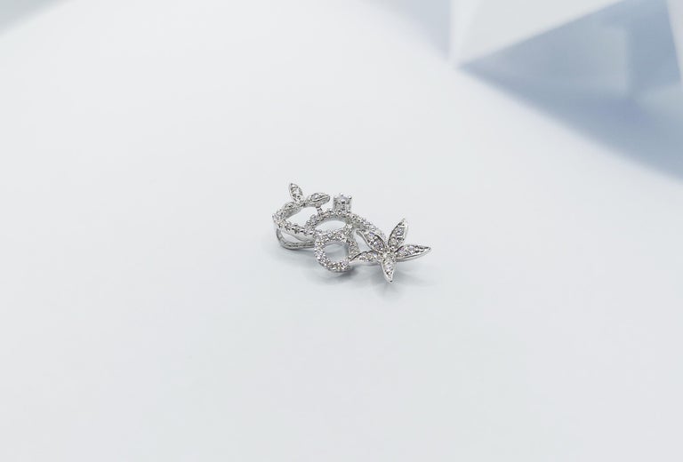 SJ1189 - Diamond Pendant Set in 18 Karat White Gold Settings