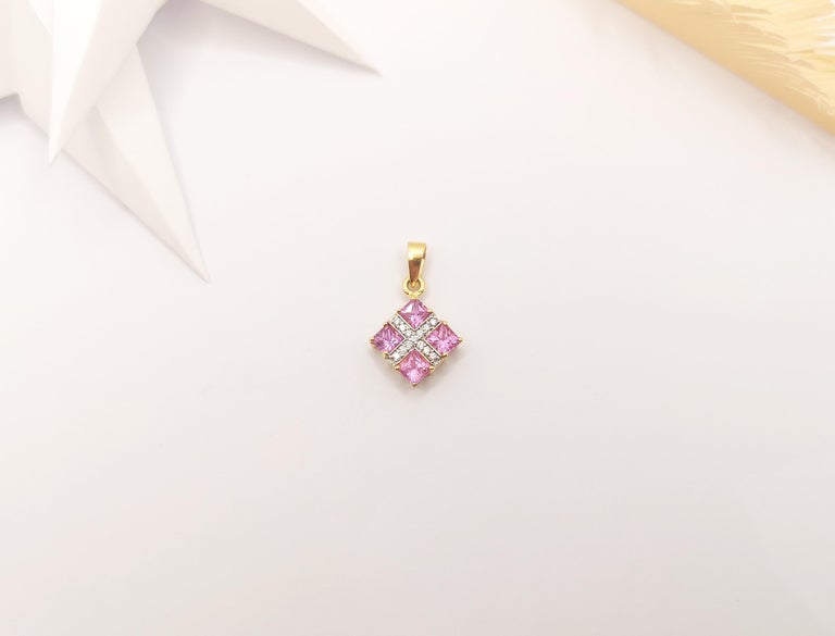 JP0037Q - Pink Sapphire & Diamond Pendant Set in 18 Karat Gold Setting