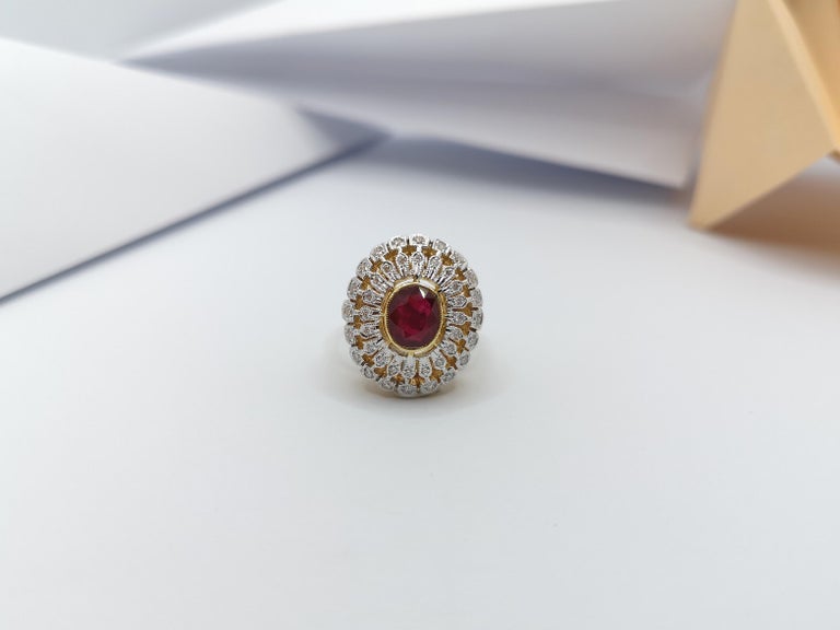 JR0383T - Ruby & Diamond Ring Set in 18 Karat Gold Setting