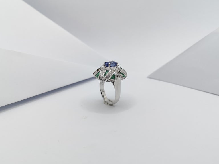 SJ1152 - Blue Sapphire with Emerald and Diamond Ring Set in 18 Karat White Gold Settings