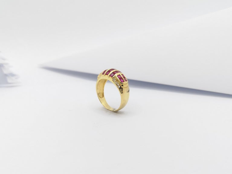 SJ1333 - Ruby with Diamond Ring Set in 18 Karat Gold Settings
