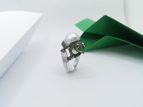 SJ2756 - South Sea Pearl with Tsavorite and Cabochon Ruby Frog Ring Set in 18K White Gold