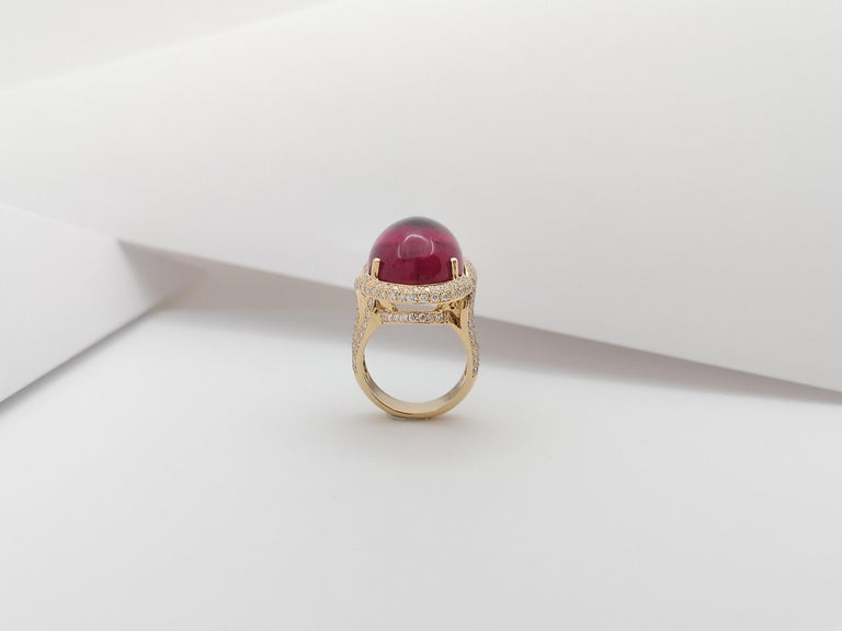 SJ1286 - Cabochon Rubellite with Diamond Ring Set in 18 Karat Rose Gold Settings