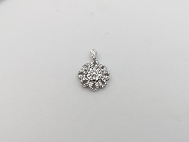 SJ1306 - Diamond Pendant Set in 18 Karat White Gold Settings