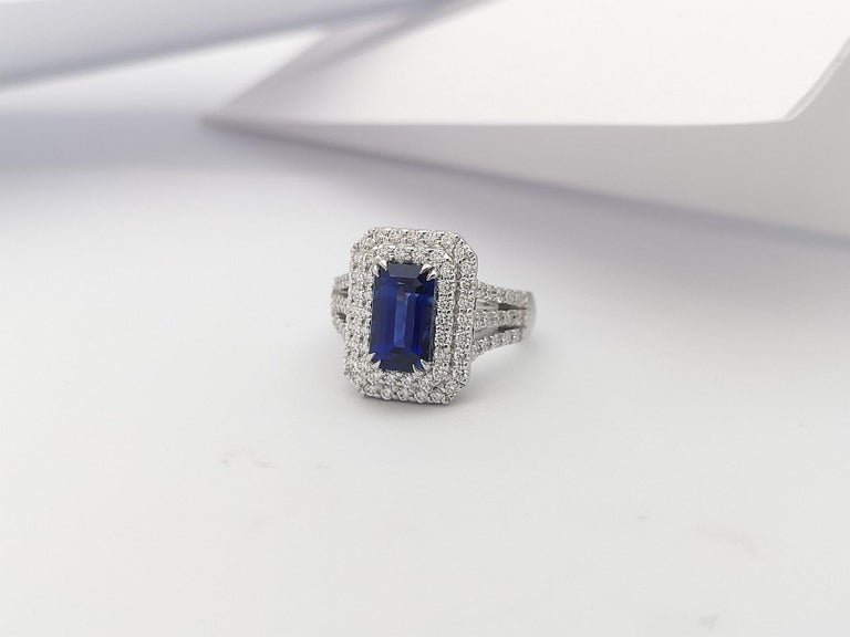 SJ1229 - GIA Certified 3 Cts Blue Sapphire with Diamond Ring Set in 18 Karat White Gold