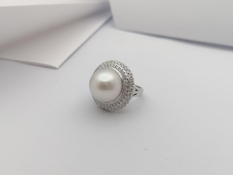 SJ1250 - South Sea Pearl with Diamond Ring Set in 18 Karat White Gold Settings