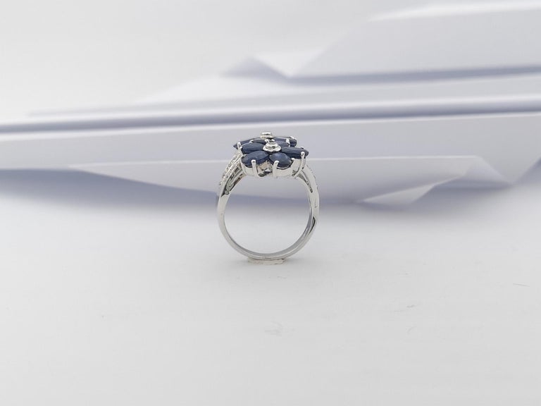 SJ3047 - Blue Sapphire with Cubic Zirconia Ring set in Silver Settings