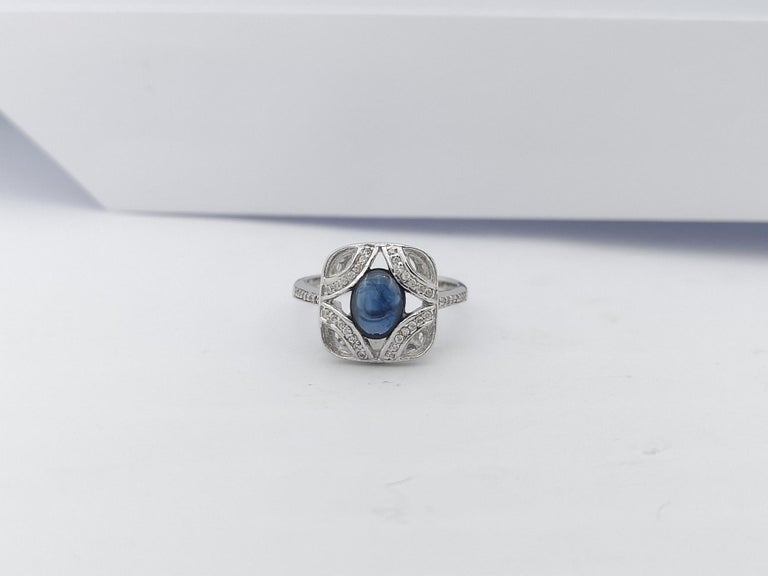 SJ3083 - Cabochon Blue Sapphire with Cubic Zirconia Ring set in Silver Settings