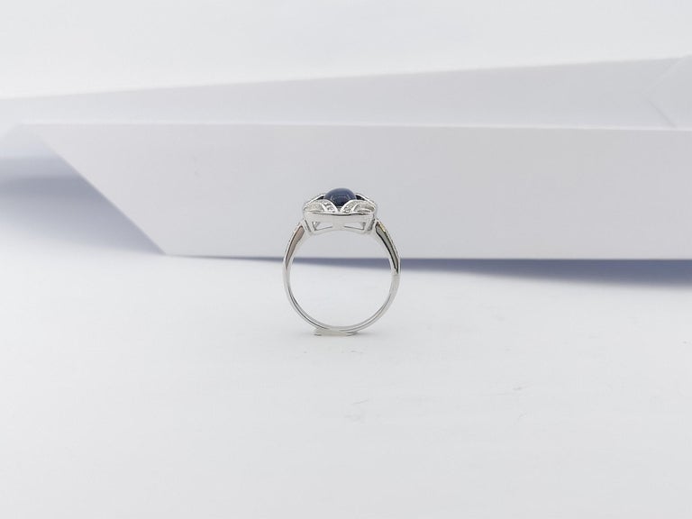 SJ3083 - Cabochon Blue Sapphire with Cubic Zirconia Ring set in Silver Settings