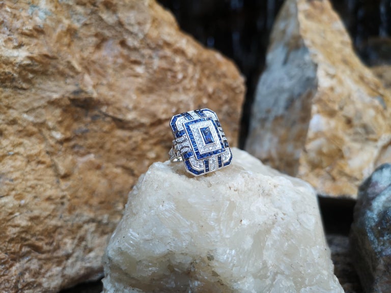 SJ1878 - Blue Sapphire with Diamond Ring Set in 18 Karat White Gold Settings
