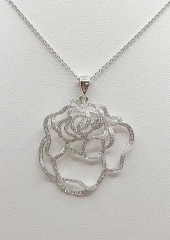 SJ1195 - Diamond Flower Pendant Set in 18 Karat White Gold Settings