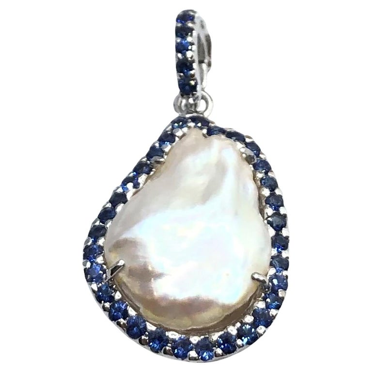 JP0300R - Fresh Water Pearl & Blue Sapphire Pendant Set in 18 Karat White Gold Setting