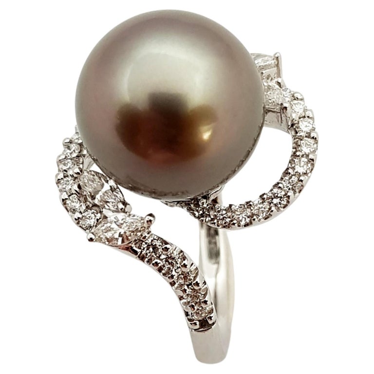 JR1806Y Tahitian South Sea Pearl & Diamond Ring Set in 18 Karat White Gold Setting