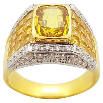 SJ2525 - Yellow Sapphire and Diamond Ring Set in 18 Karat Gold Settings